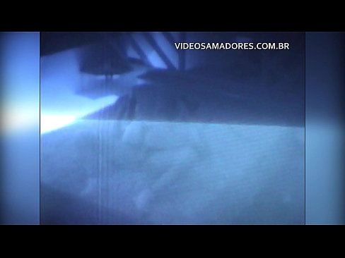 ❤️ Mêrê jina cîranê xwe dikişîne fîlmê û pê dihese ku ew qûnek e ❤️❌ Porno li porno ku.pornohdmega.ru ☑